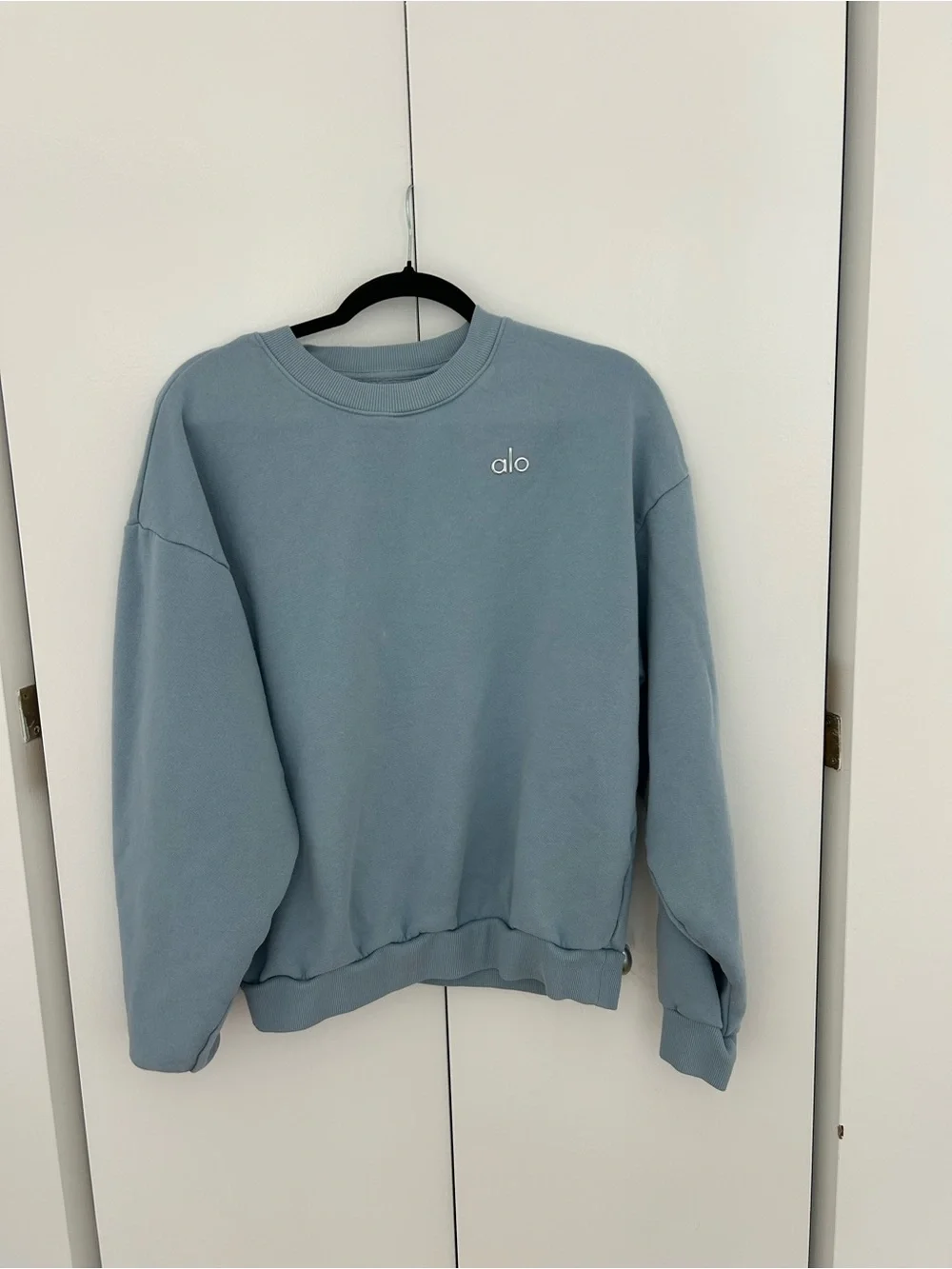 ALO Yoga Accolade Crewneck Pullover - Celestial Blue